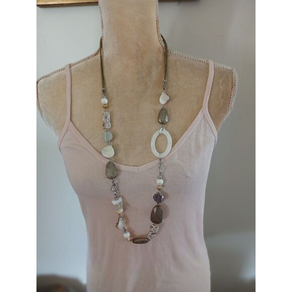 Chico's Natural style boho-chic 34" necklace with faux shell stone-look beads - Picture 4 of 5